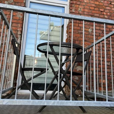 Ferienwohnung Am Bahnhof Zwickau Exterior foto