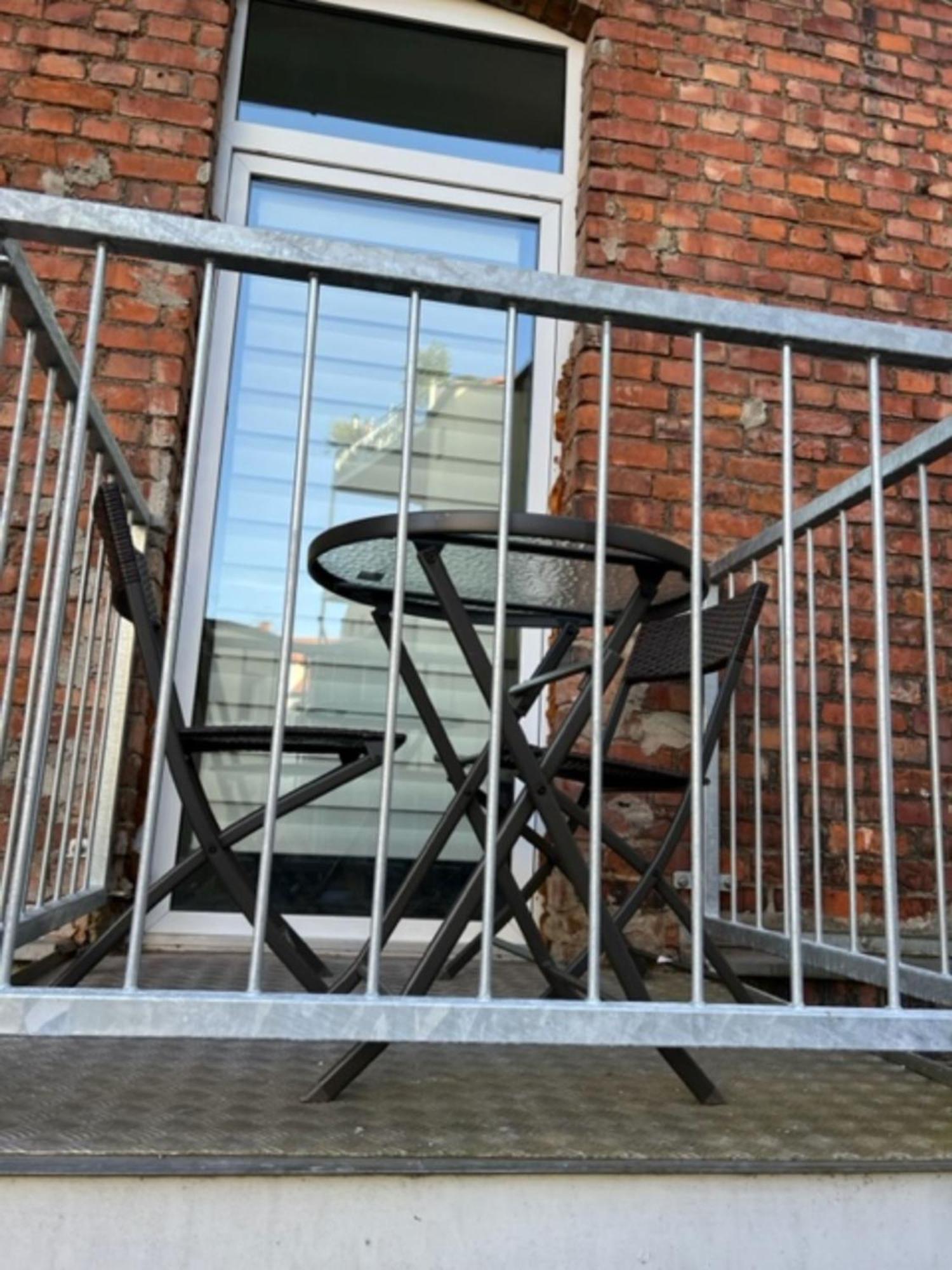 Ferienwohnung Am Bahnhof Zwickau Exterior foto